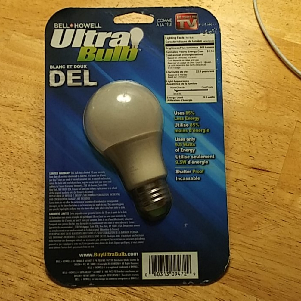 NWT BELL & HOWELL LED ULTRA BRIGHT LIGHT BULB - Picture 2 of 2